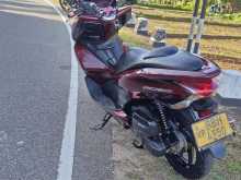 https://riyasewana.com/uploads/honda-pcx-150-12304114632.jpg