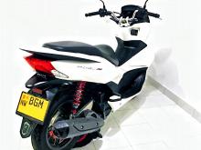 https://riyasewana.com/uploads/honda-pcx-150-1416560819795.jpg