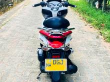 https://riyasewana.com/uploads/honda-pcx-150-1418522019426.jpg