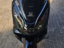 https://riyasewana.com/uploads/honda-pcx-150-151625544012.jpg