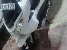 https://riyasewana.com/uploads/honda-pcx-150-161942284501.jpg