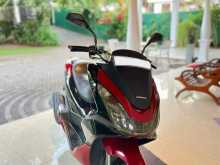https://riyasewana.com/uploads/honda-pcx-150-199135122902.jpg