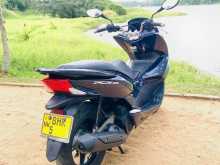 https://riyasewana.com/uploads/honda-pcx-150-2017585113854.jpg