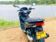 https://riyasewana.com/uploads/honda-pcx-150-2017590019645.jpg