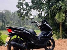 https://riyasewana.com/uploads/honda-pcx-150-2213314324432.jpg