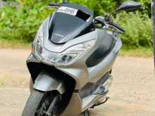 Honda PCX 150 2018 Motorbike