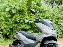 https://riyasewana.com/uploads/honda-pcx-150-221526186944.jpg