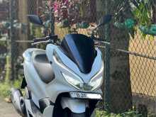 https://riyasewana.com/uploads/honda-pcx-150-222245322171.jpg