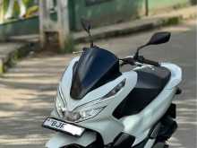 https://riyasewana.com/uploads/honda-pcx-150-222245322602.jpg