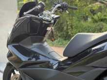 https://riyasewana.com/uploads/honda-pcx-150-2315283822423.jpg
