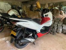 https://riyasewana.com/uploads/honda-pcx-150-2612490324782.jpg