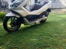 Honda PCX 150 2018 Motorbike