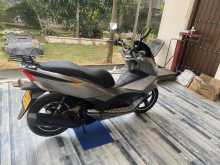 https://riyasewana.com/uploads/honda-pcx-150-2620433322322.jpg