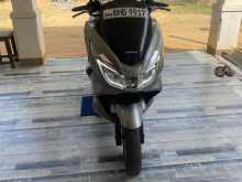 https://riyasewana.com/uploads/honda-pcx-150-2620433422733.jpg