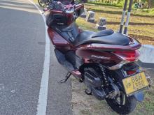 https://riyasewana.com/uploads/honda-pcx-150-5135206854.jpg