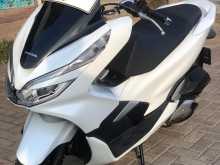 https://riyasewana.com/uploads/honda-pcx-150-51900111632.jpg