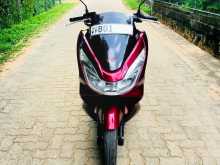 https://riyasewana.com/uploads/honda-pcx-150-59440213082.jpg