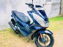 https://riyasewana.com/uploads/honda-pcx-150-79573213573.jpg