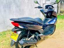 https://riyasewana.com/uploads/honda-pcx-150-79573213614.jpg