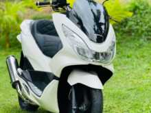 Honda Pcx 2016 Motorbike