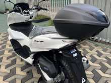 https://riyasewana.com/uploads/honda-pcx-151053314373.jpg