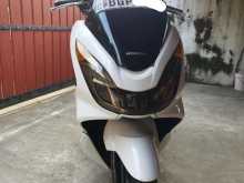 Honda Pcx 2017 Motorbike