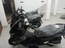 https://riyasewana.com/uploads/honda-pcx-160-101015564252.jpg