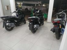 https://riyasewana.com/uploads/honda-pcx-160-101035176363.jpg