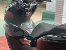 https://riyasewana.com/uploads/honda-pcx-160-1013120719196.jpg