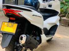 https://riyasewana.com/uploads/honda-pcx-160-110304013773.jpg