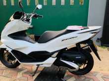 https://riyasewana.com/uploads/honda-pcx-160-114472613484.jpg