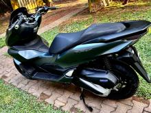 https://riyasewana.com/uploads/honda-pcx-160-11644056834.jpg