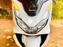 Honda PCX 160 2023 Motorbike