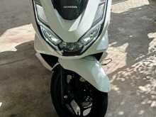 https://riyasewana.com/uploads/honda-pcx-160-11944411262.jpg
