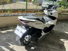 https://riyasewana.com/uploads/honda-pcx-160-11944411703.jpg