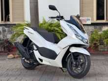 https://riyasewana.com/uploads/honda-pcx-160-12015594222.jpg