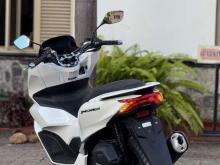 https://riyasewana.com/uploads/honda-pcx-160-12016096614.jpg