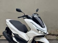 Honda PCX 160 2025 Motorbike