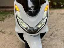 Honda PCX 160 2023 Motorbike