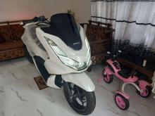 Honda PCX 160 2024 Motorbike