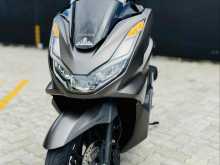 Honda PCX 160 2023 Motorbike