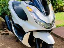 Honda PCX 160 2024 Motorbike