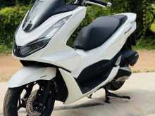 https://riyasewana.com/uploads/honda-pcx-160-1714552222882.jpg