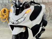 https://riyasewana.com/uploads/honda-pcx-160-1810070022233.jpg