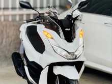 Honda PCX 160 2023 Motorbike