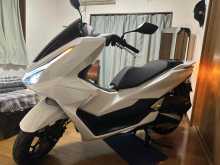 https://riyasewana.com/uploads/honda-pcx-160-1812595922923.jpg