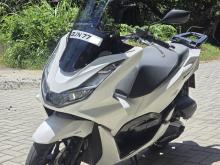Honda Pcx 160 2023 Motorbike