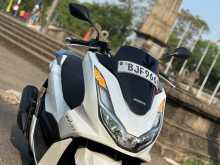 https://riyasewana.com/uploads/honda-pcx-160-1819570613682.jpg