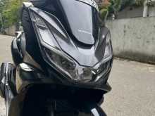 Honda PCX 160 2023 Motorbike