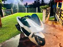 https://riyasewana.com/uploads/honda-pcx-160-1912261622882.jpg